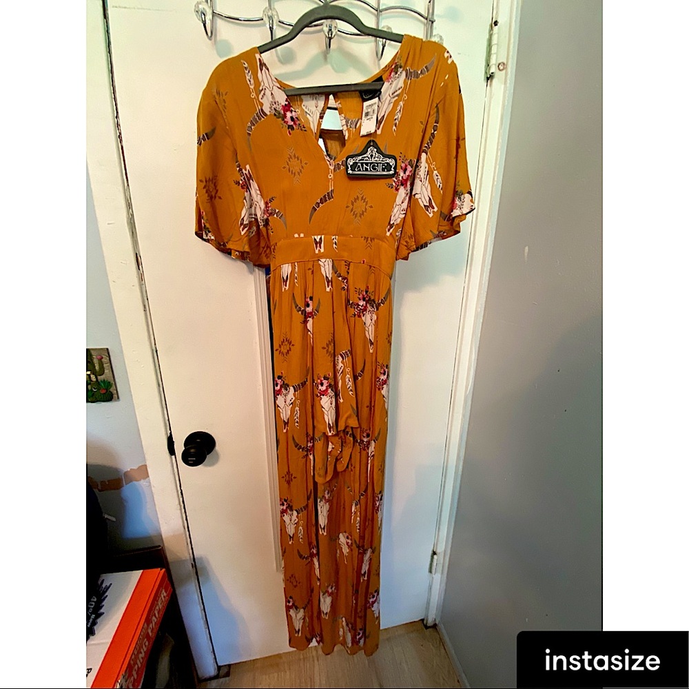 Cavenders dress